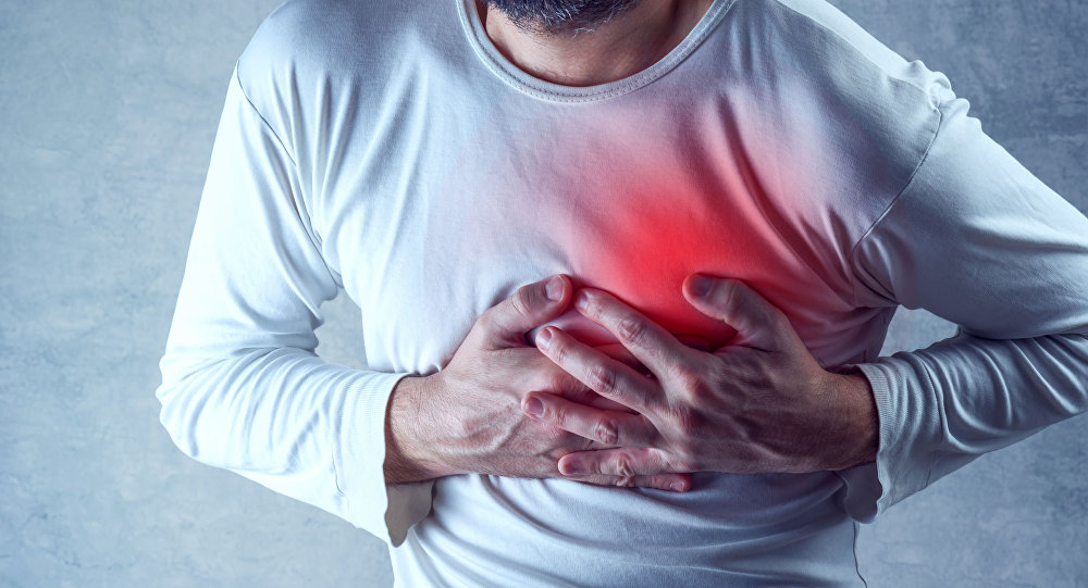 عرَض شائع قد يكون مؤشرًا على قرب الإصابة بنوبة قلبية