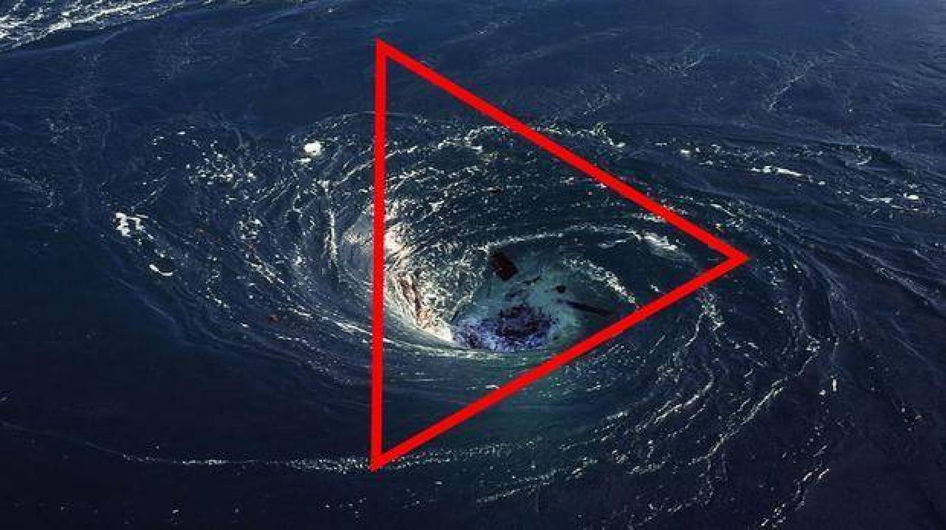 Загадочный шар в океане. Атлантический океан Бермудский треугольник. Саргассово море Бермудский треугольник. Море дьявола Бермудский треугольник. Карибское море Бермудский треугольник.