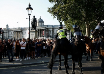 اعتقال 32 شخصاً في لندن بعد تظاهرهم ضد إجراءات مكافحة كورونا