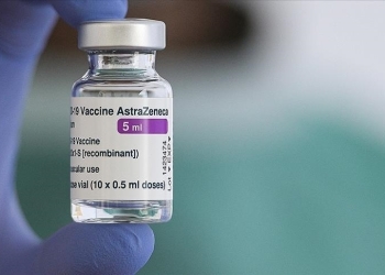 أسترازينيكا تسعى لموافقة أمريكية على علاج لفيروس كورونا