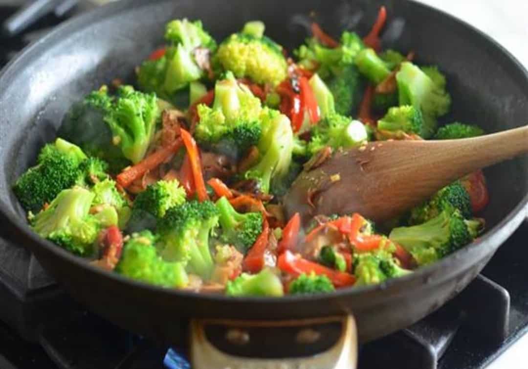 Как вкусно пожарить овощи