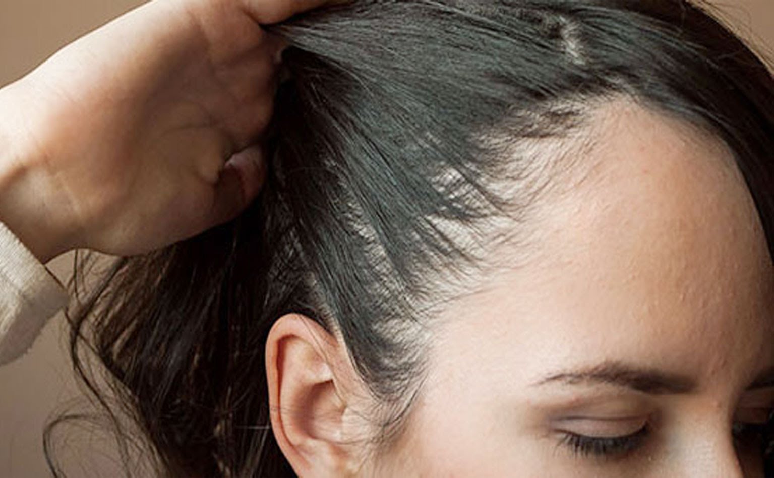 العلاجات التي تمنع الشعر من التكسر