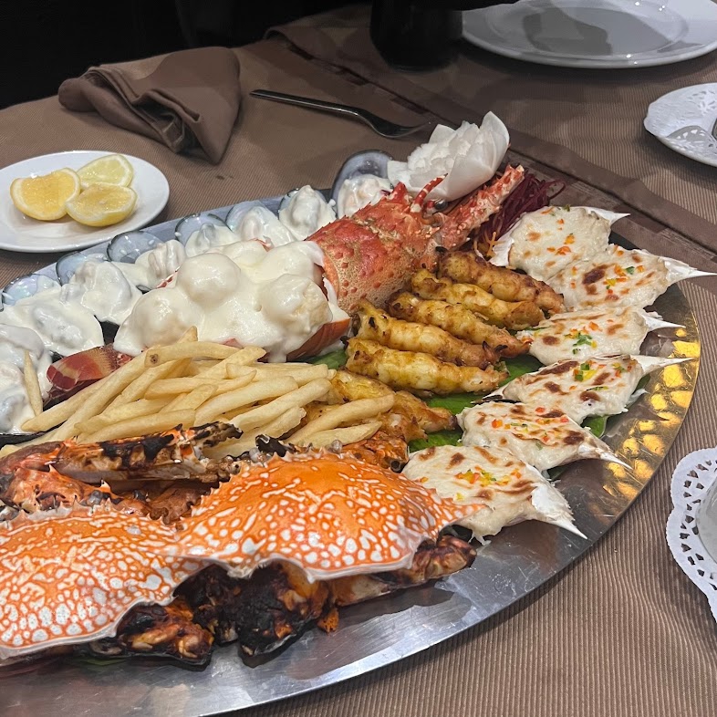 6 من أفضل مطاعم المأكولات البحرية في عجمان