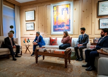 عبدالله بن زايد يلتقي وزير خارجية الهند في نيويورك