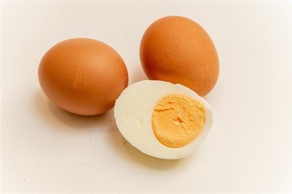 دراسة توضح فوائد تناول البيض المسلوق بانتظام