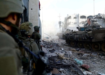 عاجل إذاعة الجيش الإسرائيلي : عمليات التمشيط في مجمع الشفاء مستمرة