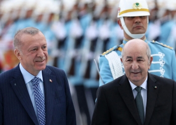 الجزائر وتركيا تمددان عقد الغاز