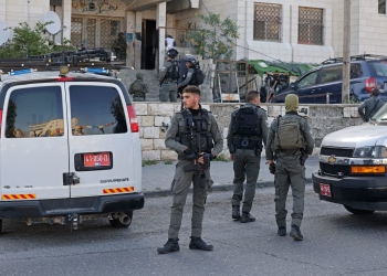 إصابة 6 إسرائيليين في محطة حافلات جراء إطلاق نار