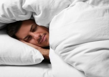أسباب كثرة النوم في فصل الشتاء