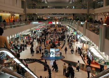 نمو عدد المقاعد المجدولة على رحلات الطيران في الإمارات