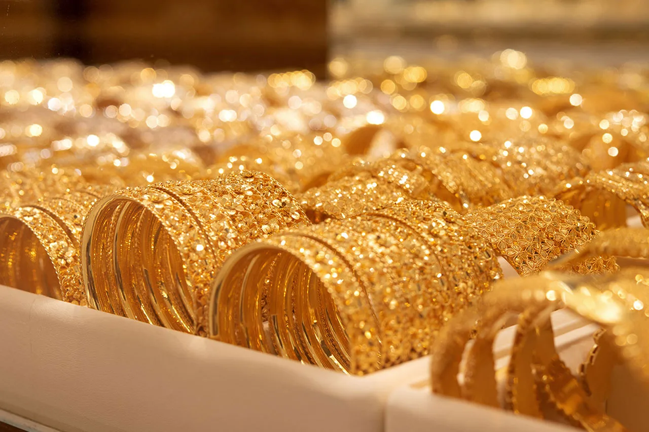 انخفاض طفيف لأسعار الذهب في الإمارات اليوم الاثنين