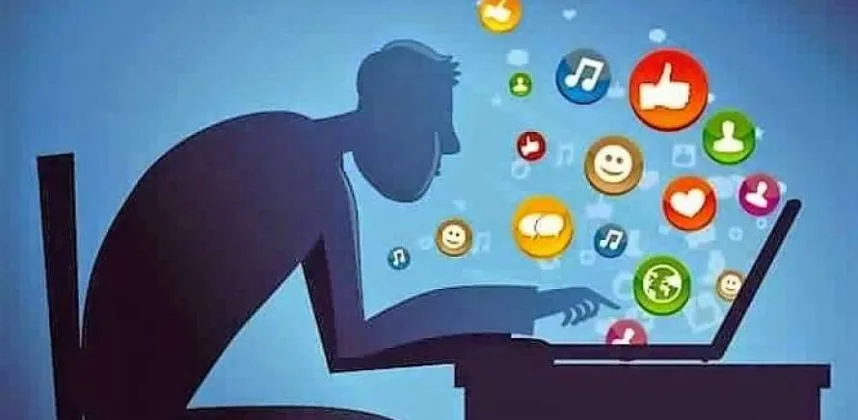 هل تؤثر وسائل التواصل الاجتماعي على التركيز؟
