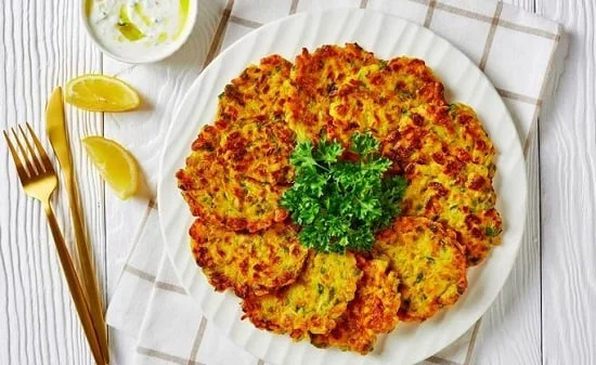 وصفة سهلة وغير مكلفة: فطائر الأرز سريعة التحضير من المطبخ